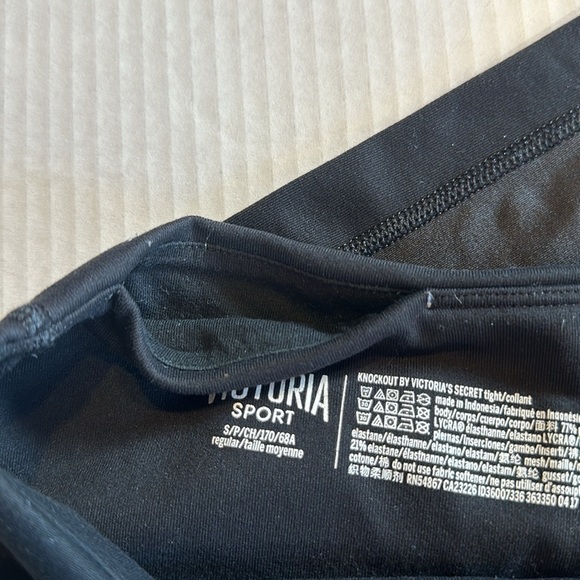 Victorias Secret Sport black leggings with detailed mesh and striping both sides - Picture 10 of 11